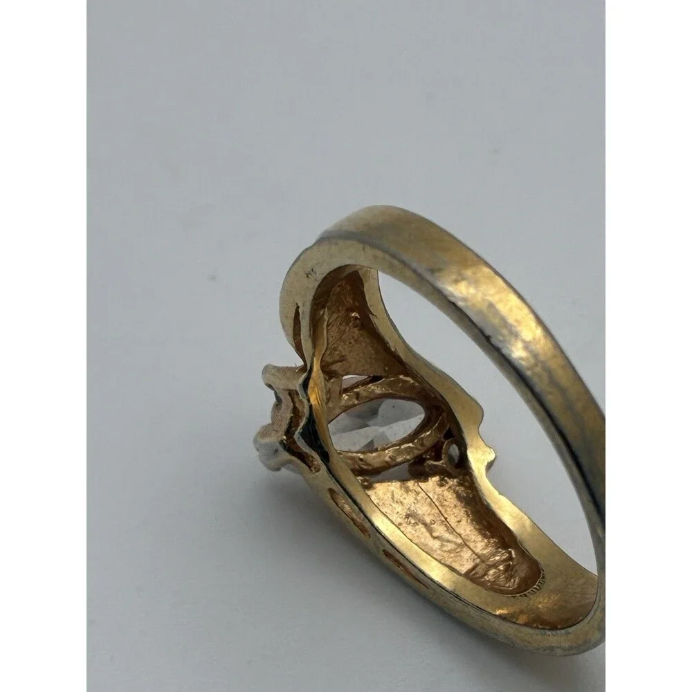 Beautiful Costume Wedding Band Marquise Glass Stone Size 8 Gold Tone